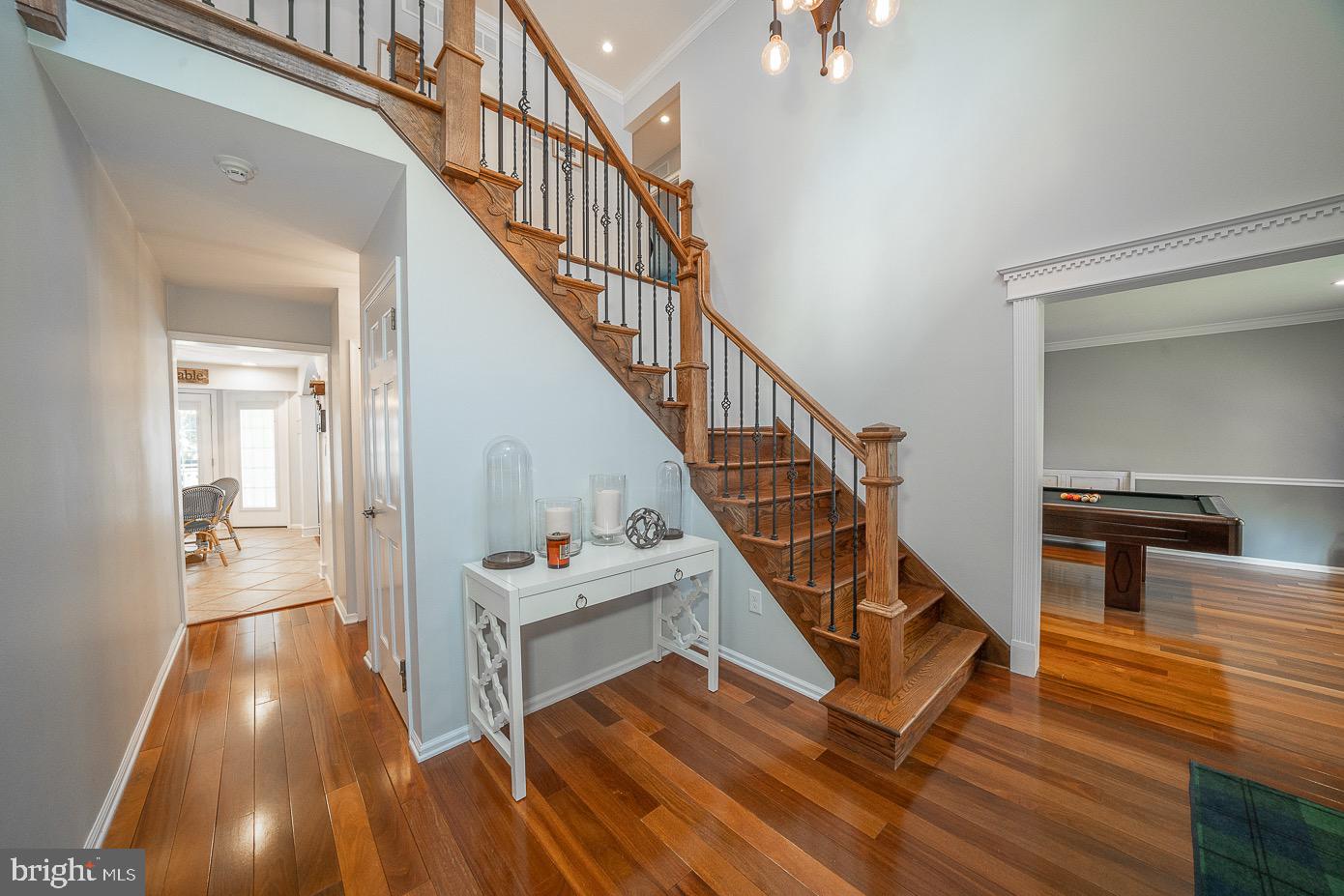 RADNOR CHASE - Residential