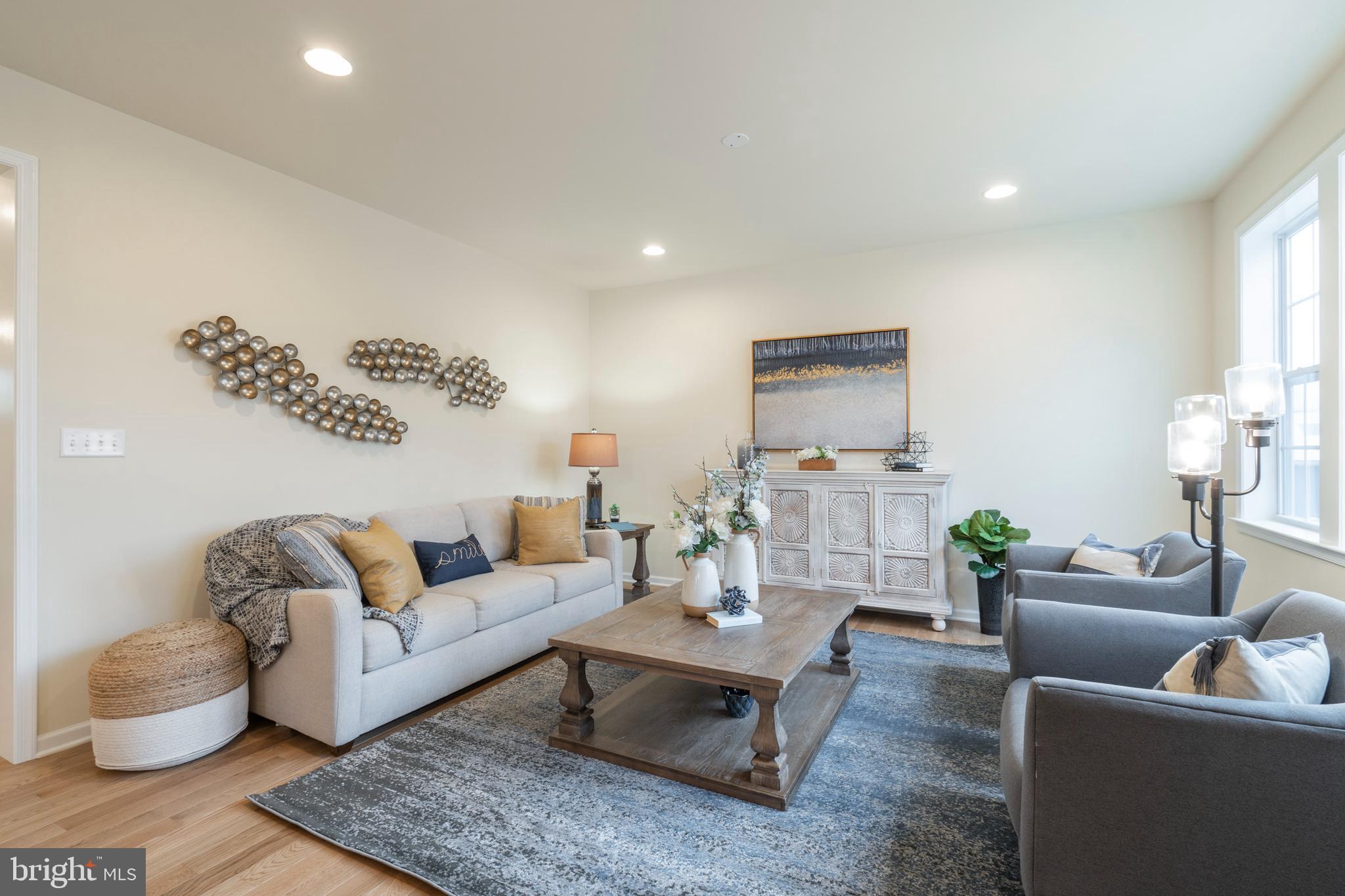 SPRING MOUNT - Residential