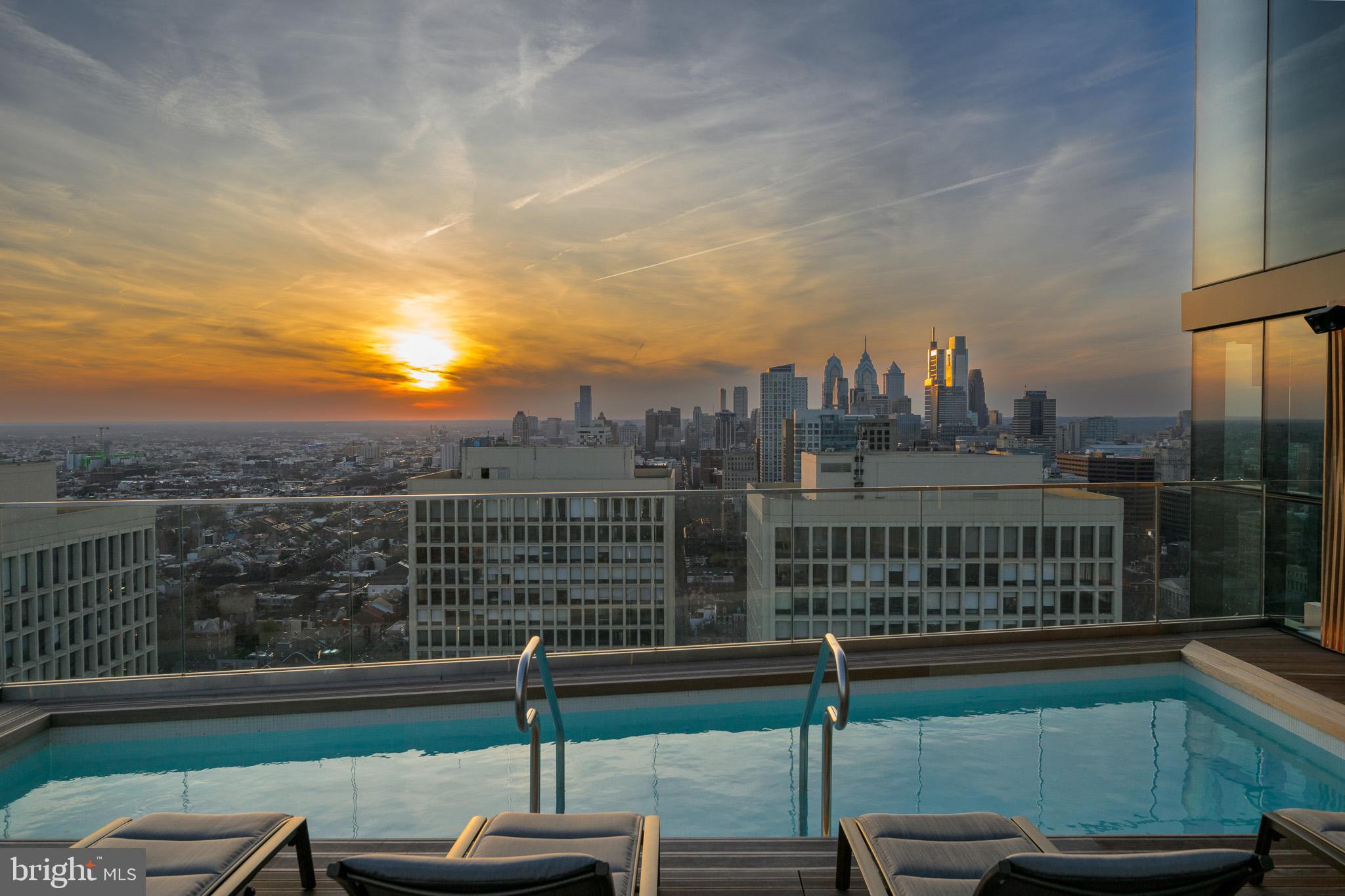 SOCIETY HILL - Residential Lease