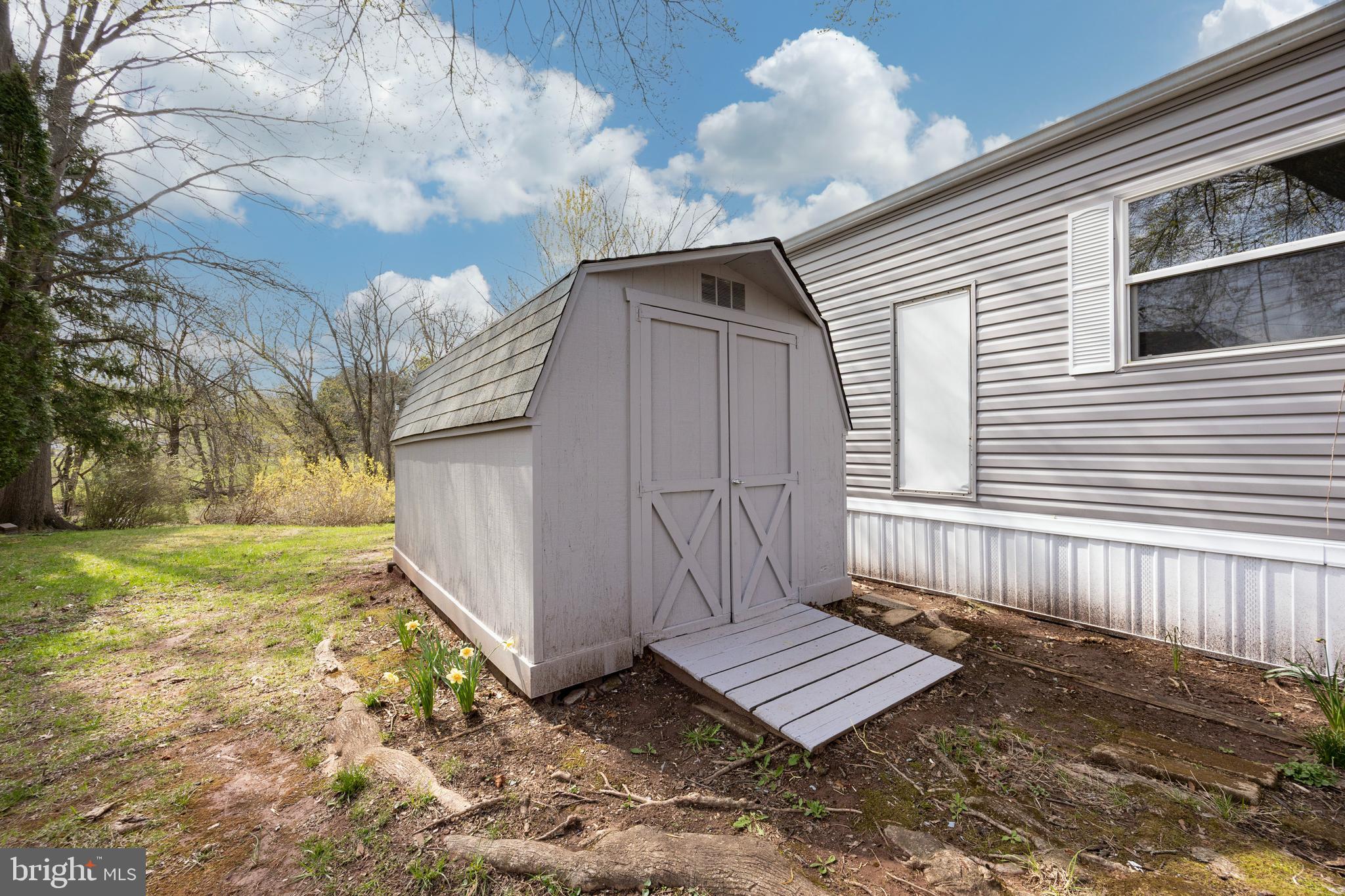 COVENTRY TERR MHP - Residential