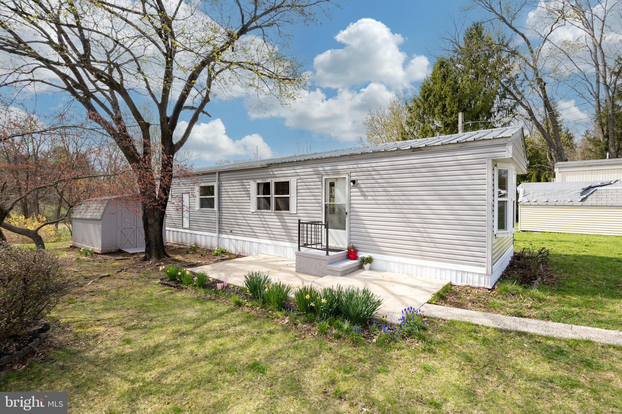 COVENTRY TERR MHP - Residential