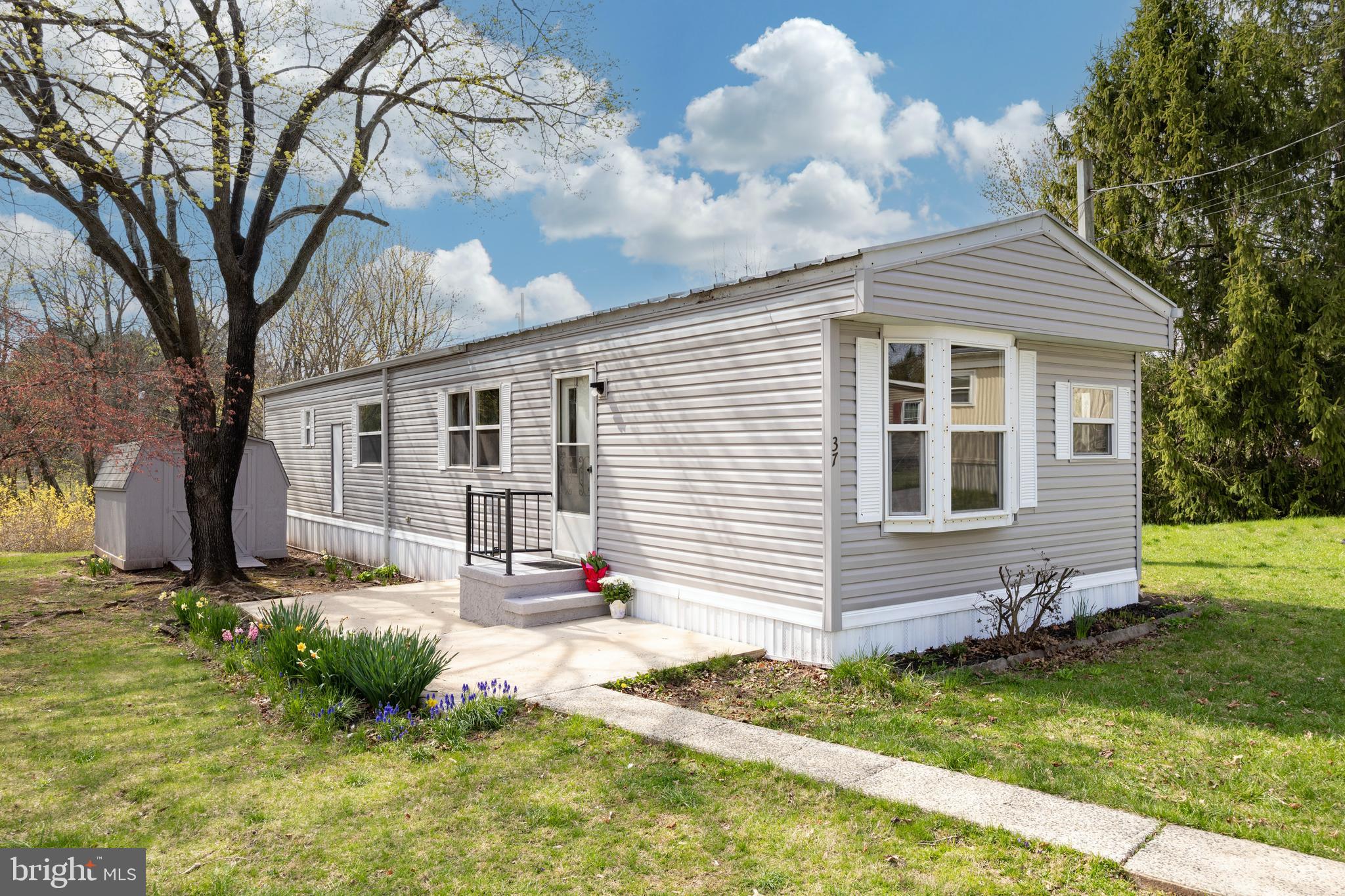 COVENTRY TERR MHP - Residential