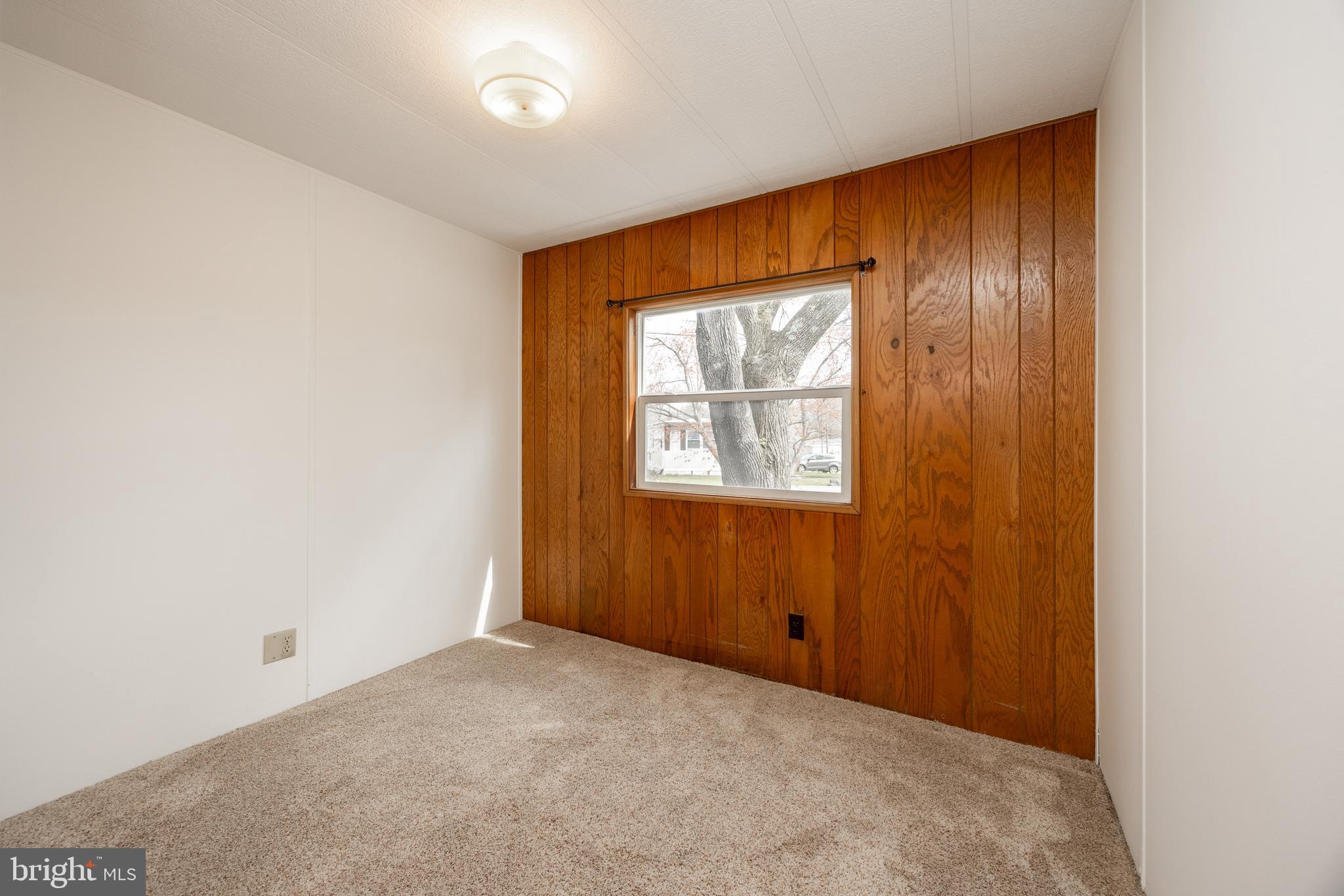 COVENTRY TERR MHP - Residential