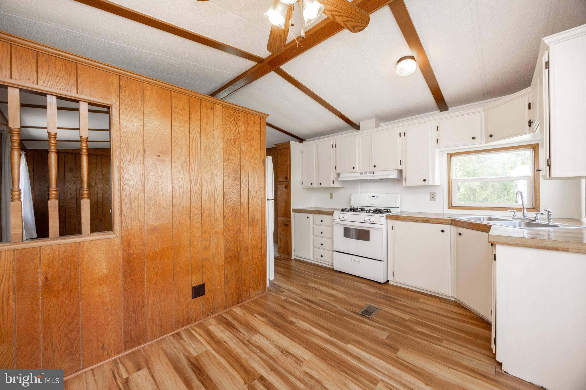 COVENTRY TERR MHP - Residential