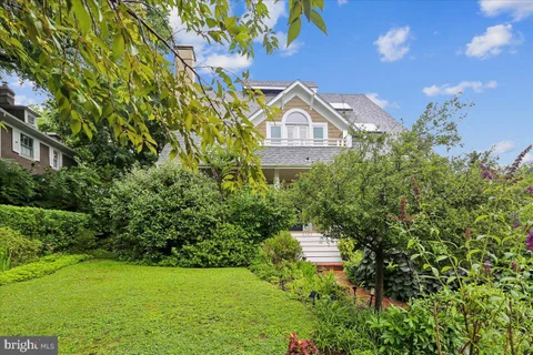 3701 Shepherd Street, Chevy Chase, MD MLS: MDMC2242452