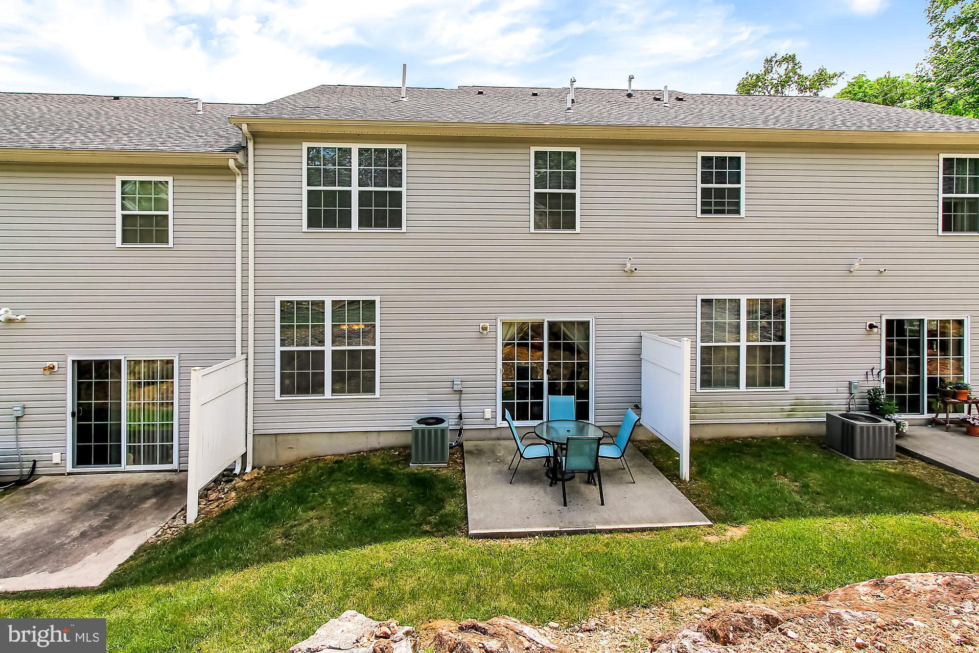 EXETER WOODS - Residential
