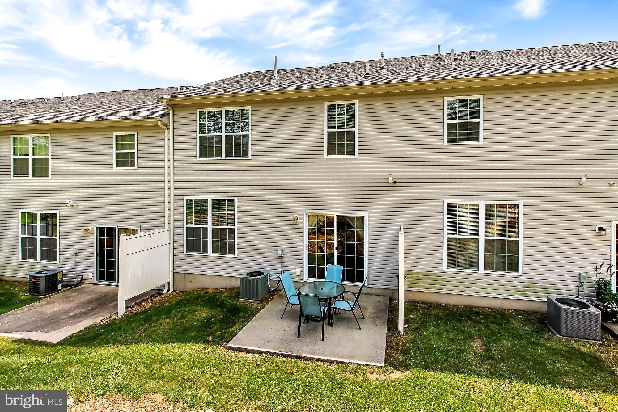 EXETER WOODS - Residential