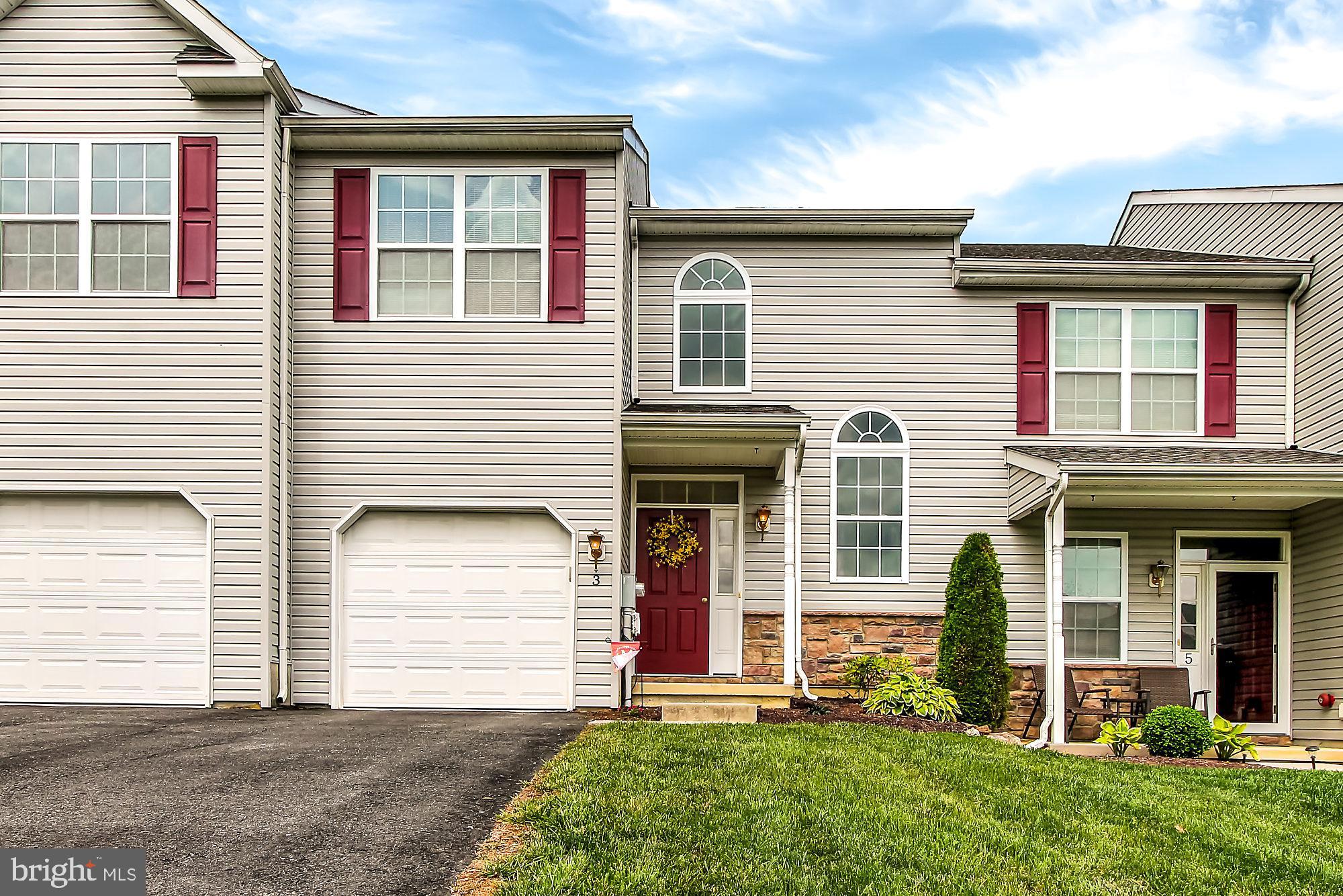 EXETER WOODS - Residential