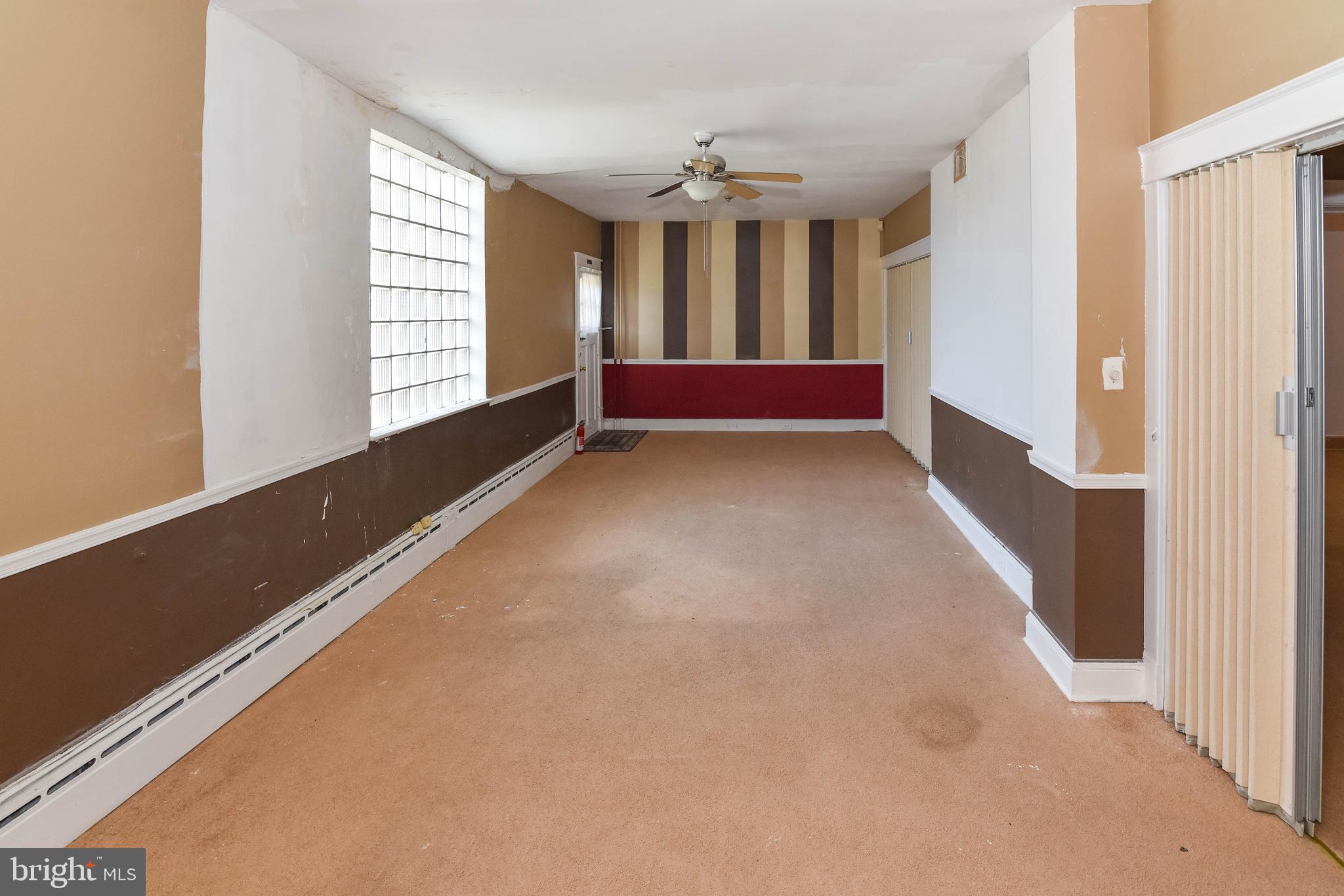 BROADWAY EAST - Residential