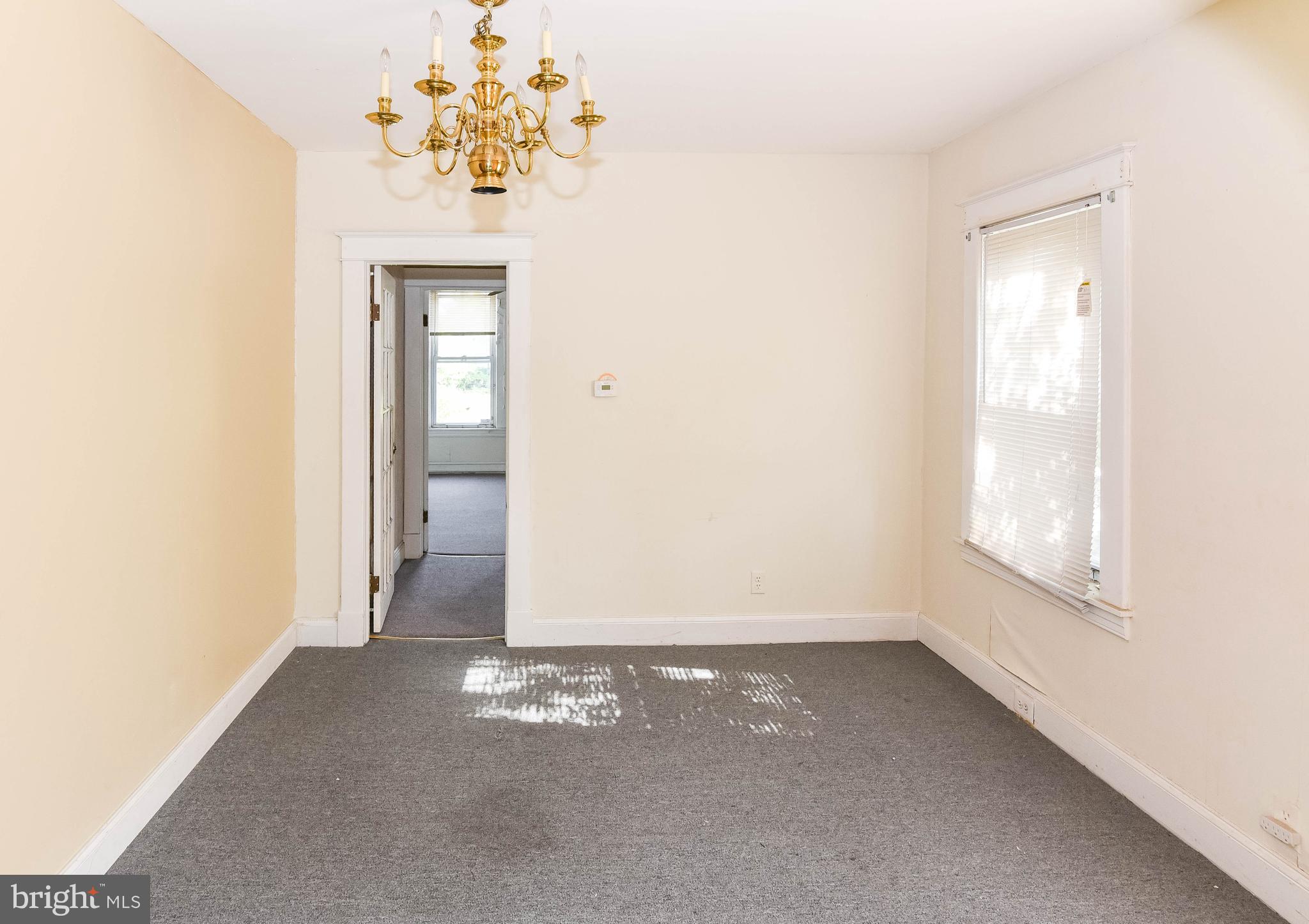 BROADWAY EAST - Residential