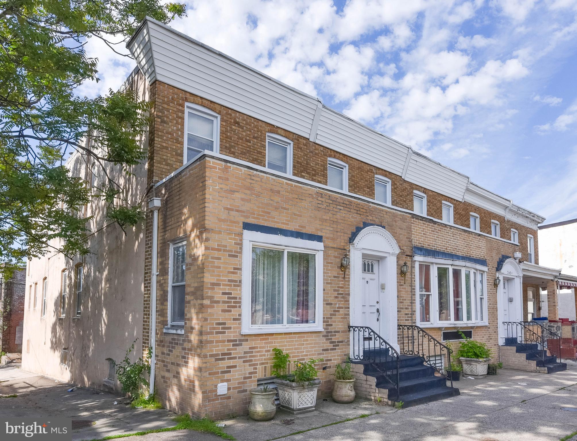 BROADWAY EAST - Residential