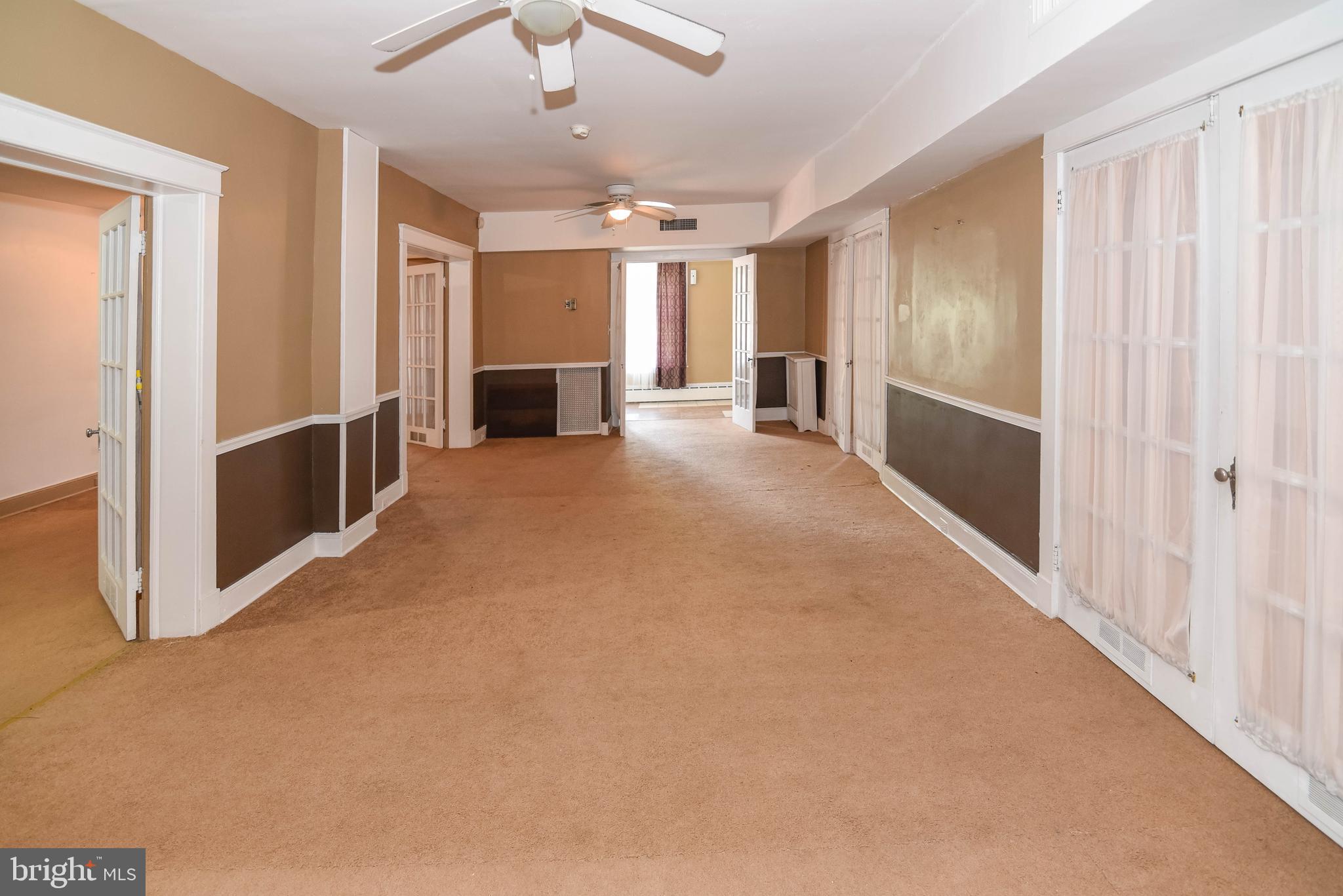 BROADWAY EAST - Residential