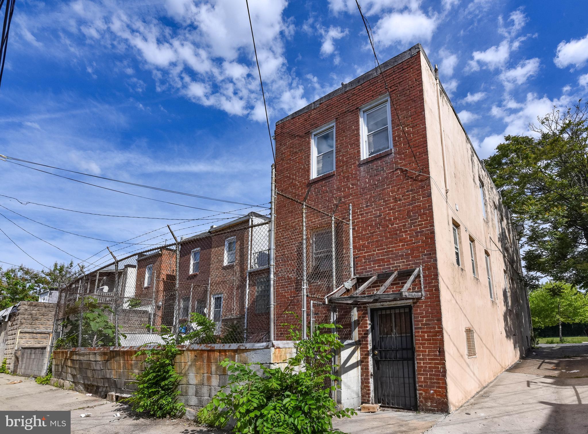 BROADWAY EAST - Residential