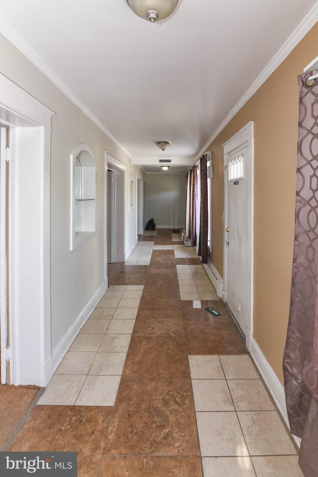 BROADWAY EAST - Residential