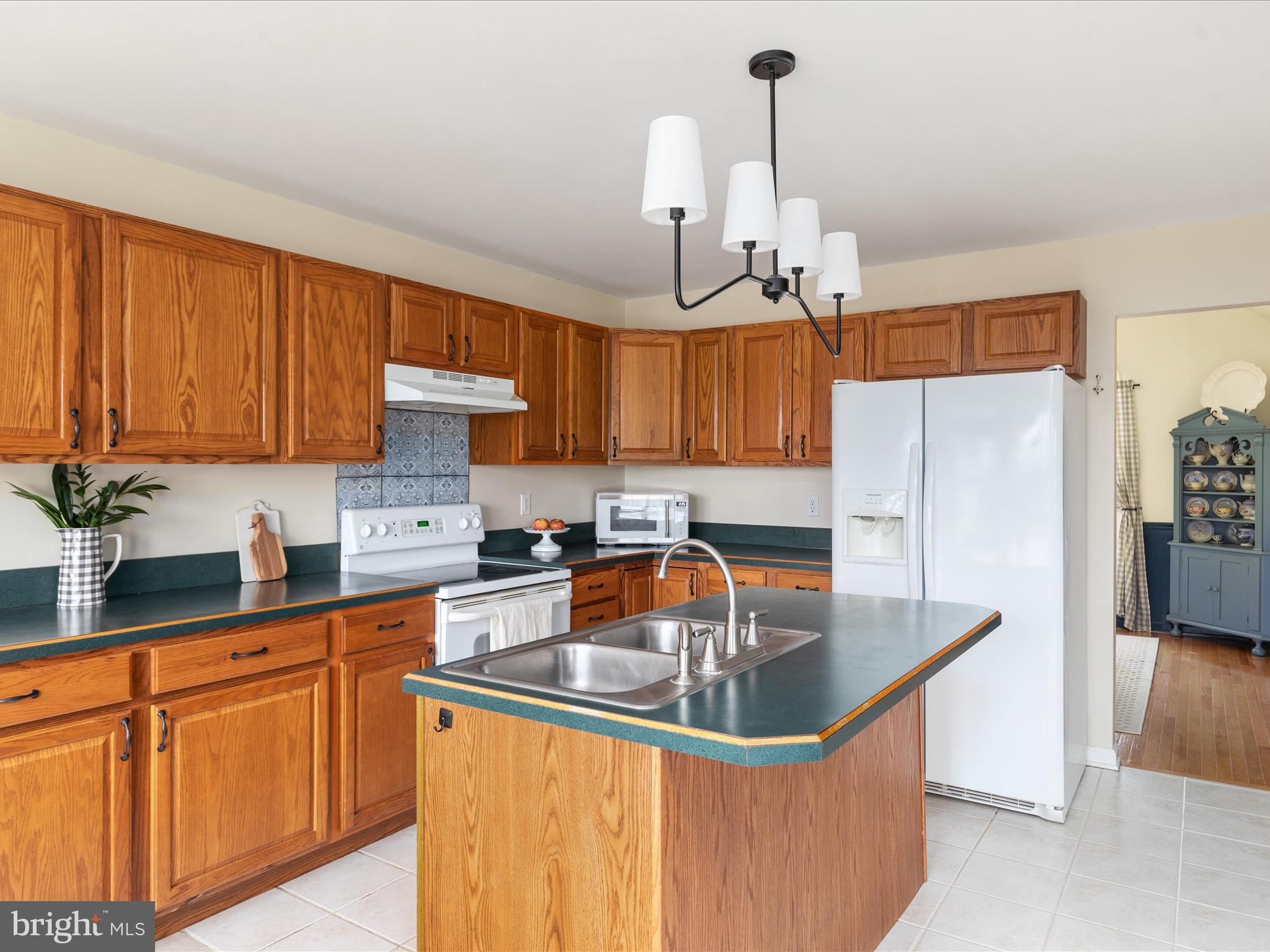 SOUTH OF SHANGHAI - Residential