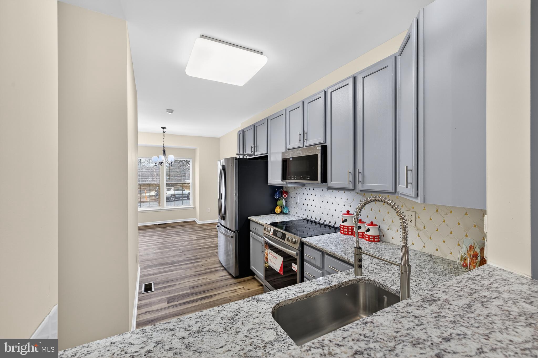 MIDDLETOWN CROSSING - Residential