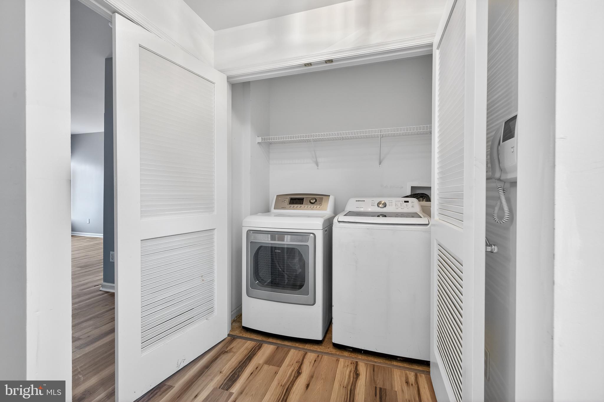 MIDDLETOWN CROSSING - Residential