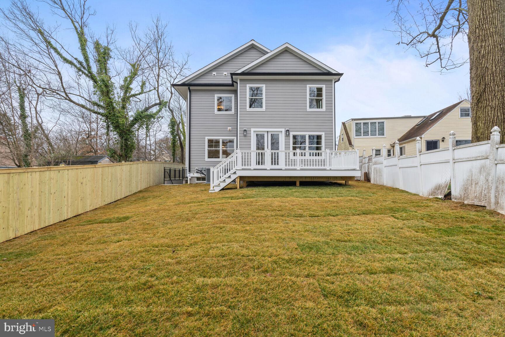 KENSINGTON HEIGHTS - Residential