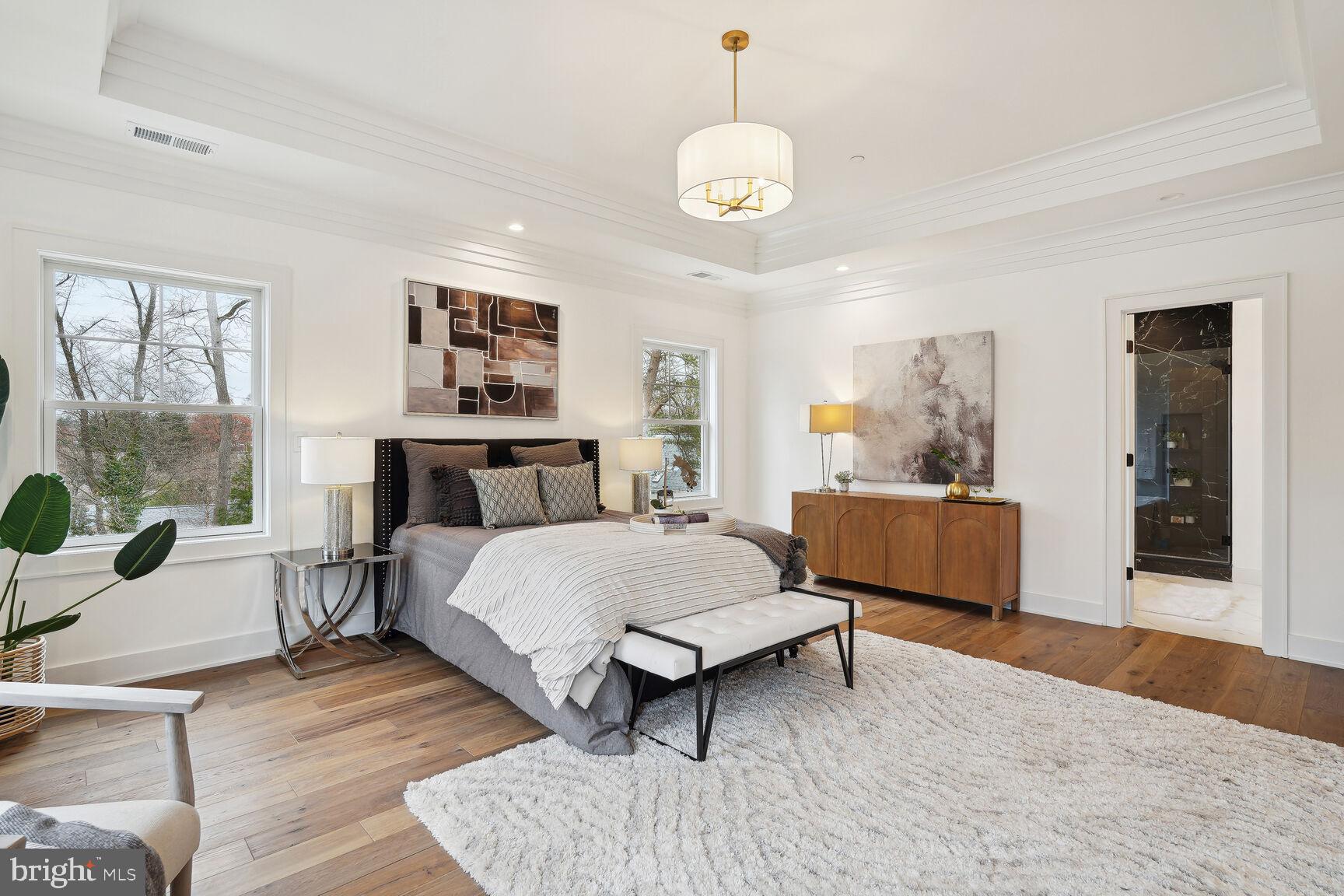 KENSINGTON HEIGHTS - Residential