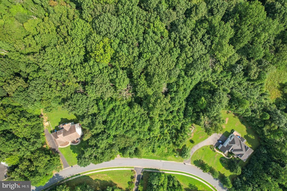 VILLAGES OF ELK NECK WOODHOLME - Land