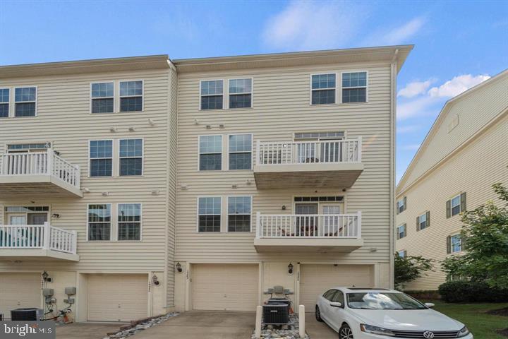 POTOMAC CLUB II - Residential Lease