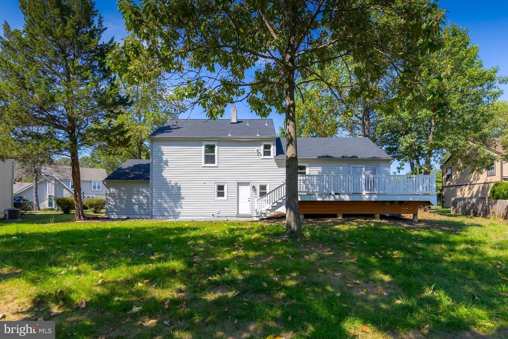 Photo of 31 Quince Court, MOUNT LAUREL, NJ 08054 (MLS # NJBL2095974)