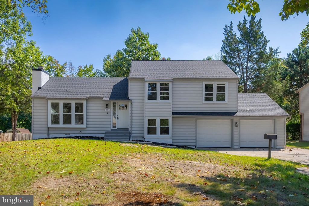 Photo of 31 Quince Court, MOUNT LAUREL, NJ 08054 (MLS # NJBL2095974)