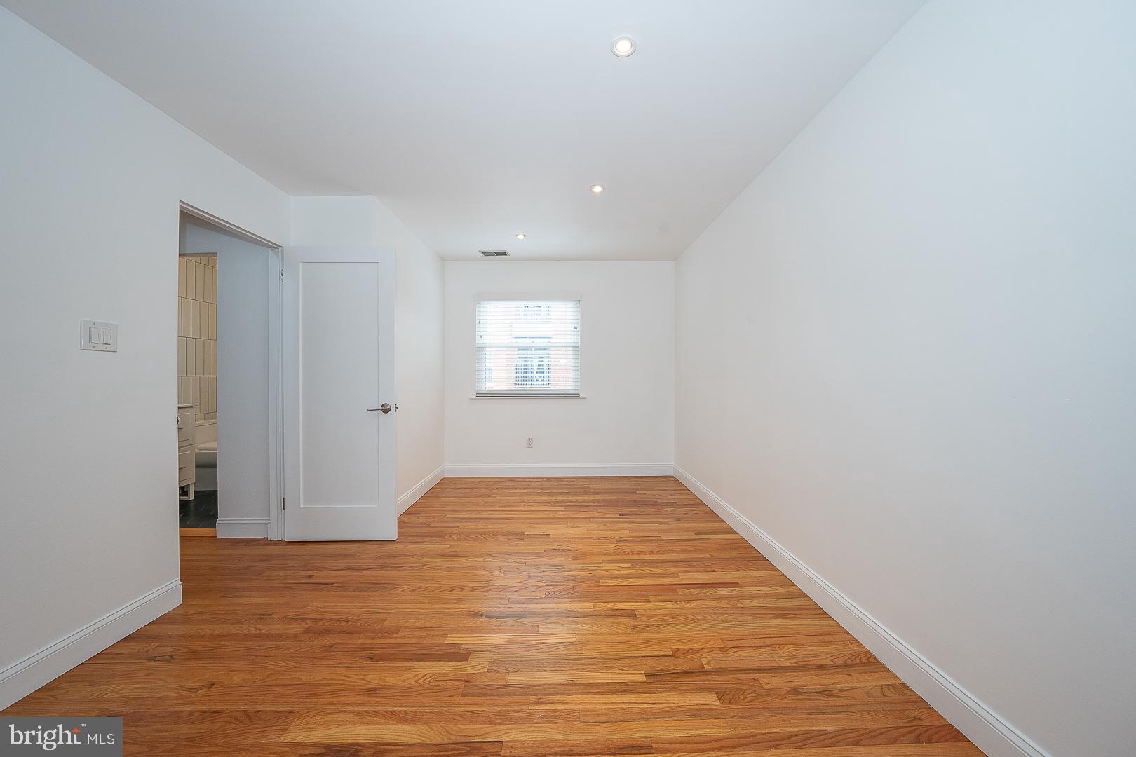 WASHINGTON SQ WEST - Residential