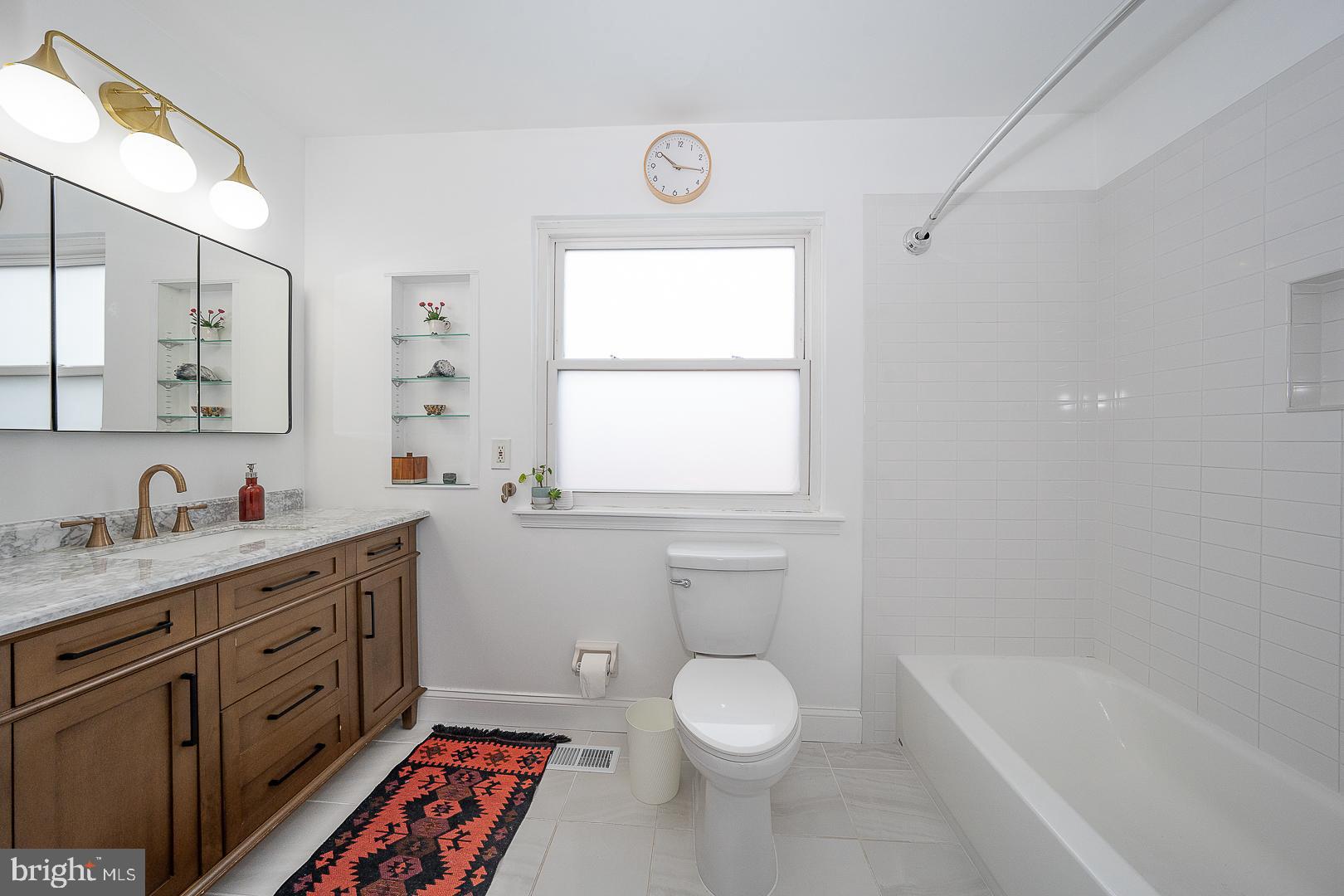 WASHINGTON SQ WEST - Residential