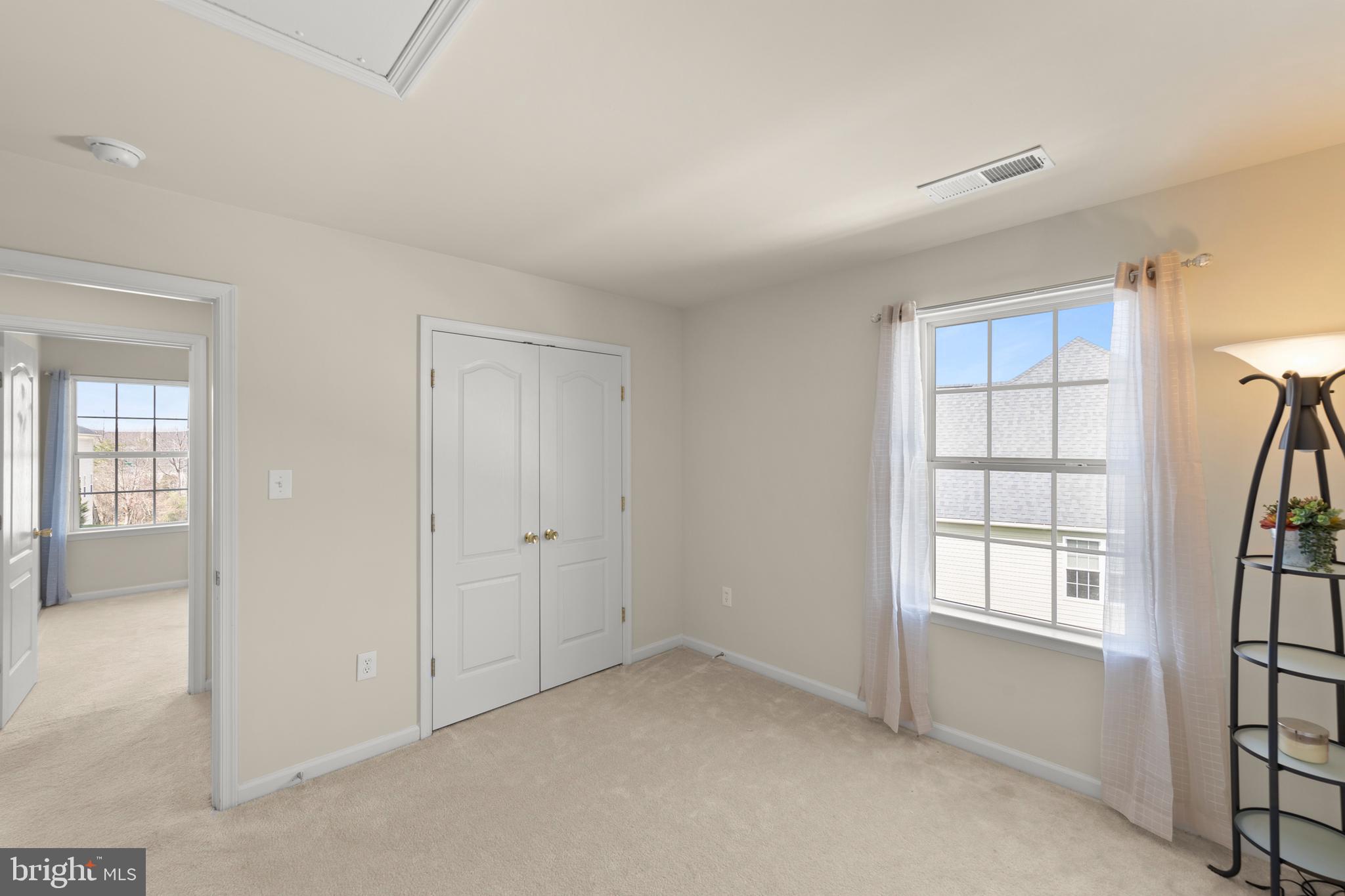 WAKELAND MANOR - Residential