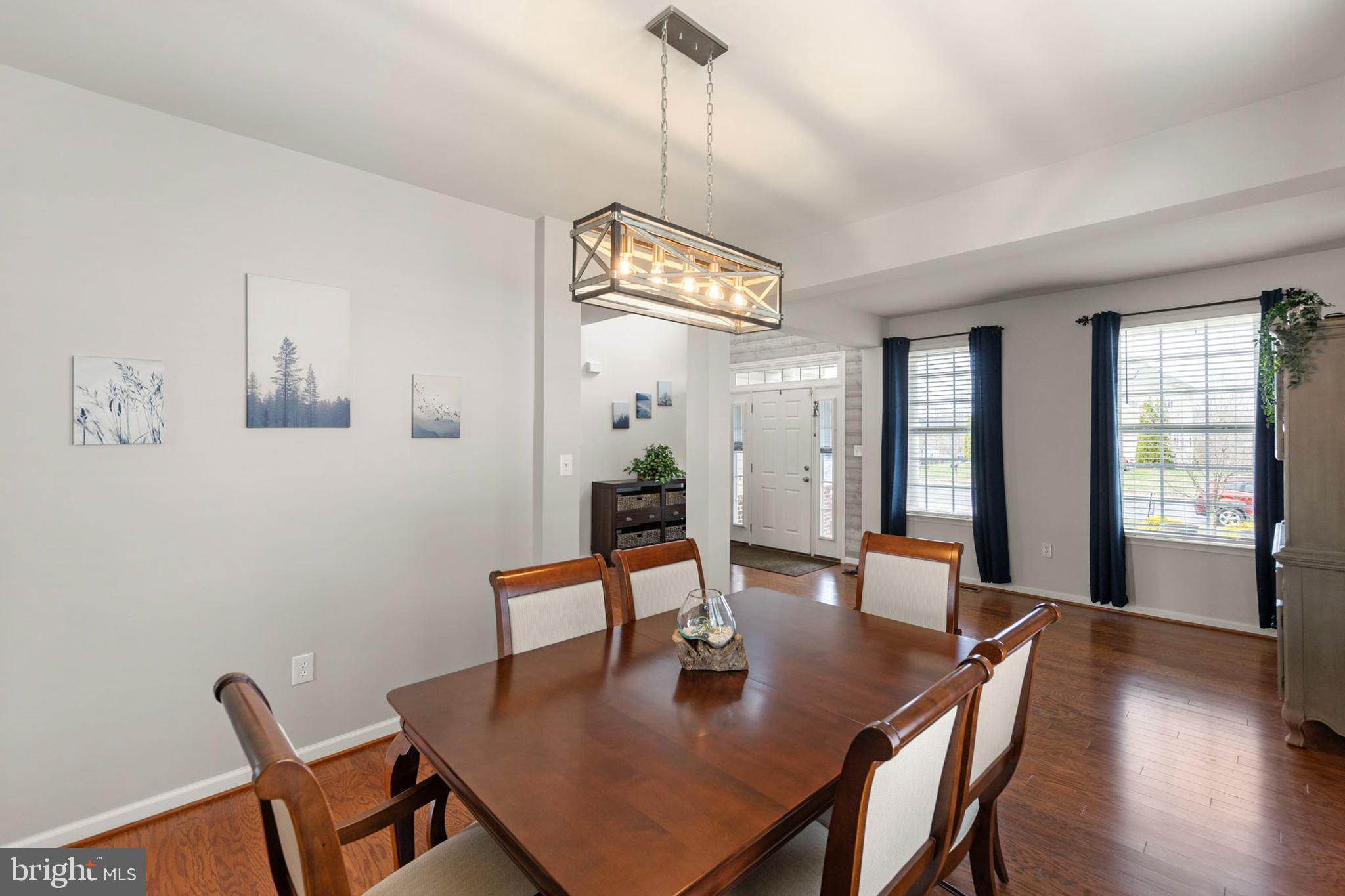 WAKELAND MANOR - Residential