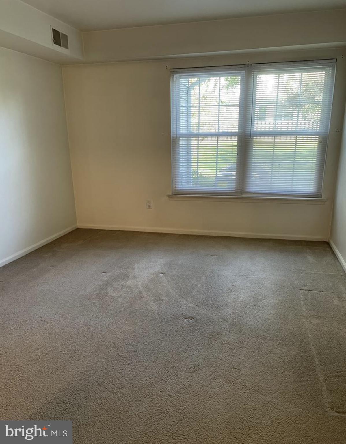 VILLAGE SHIRES - Residential Lease