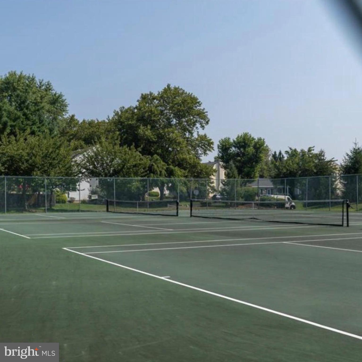 VILLAGE SHIRES - Residential Lease