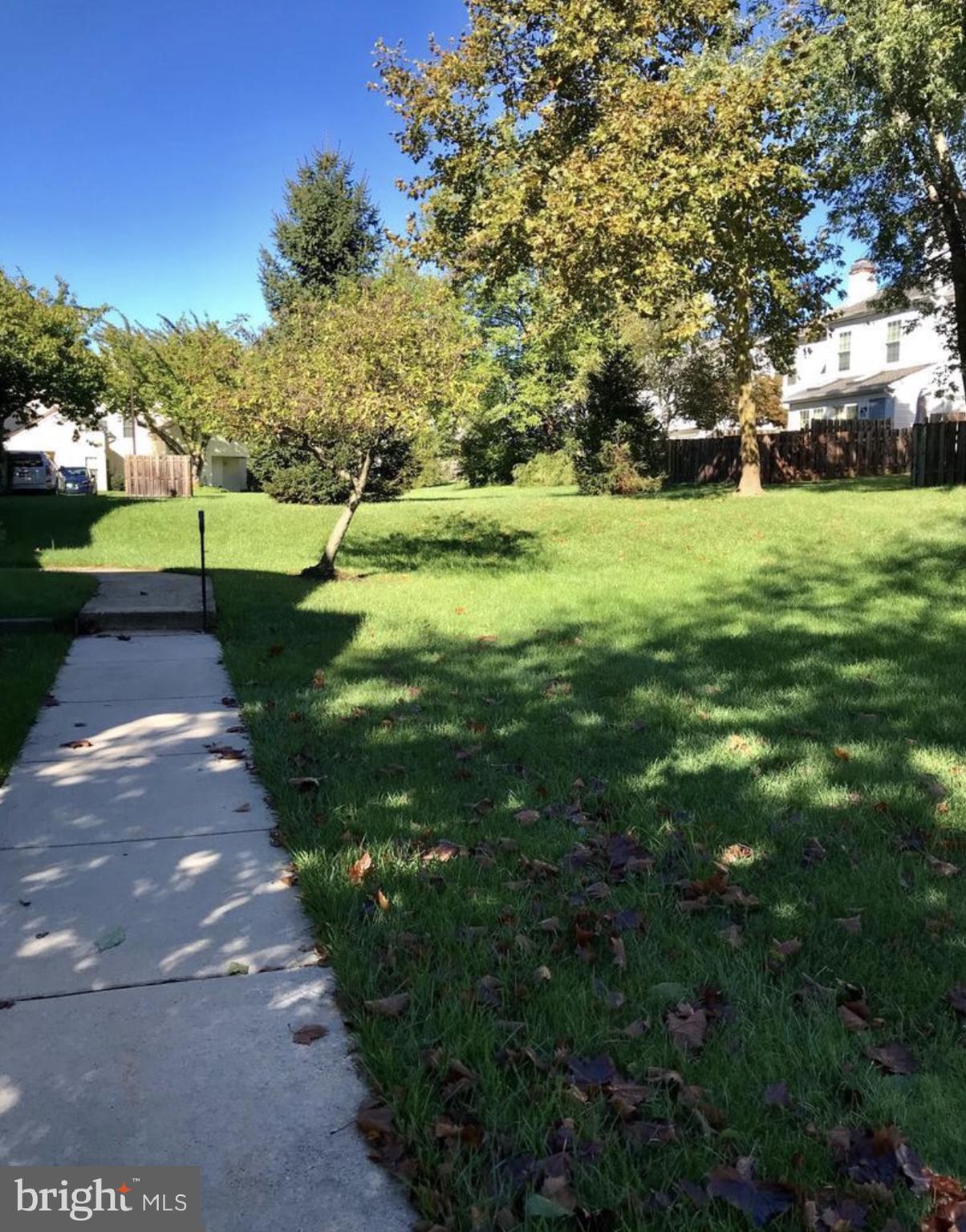 VILLAGE SHIRES - Residential Lease