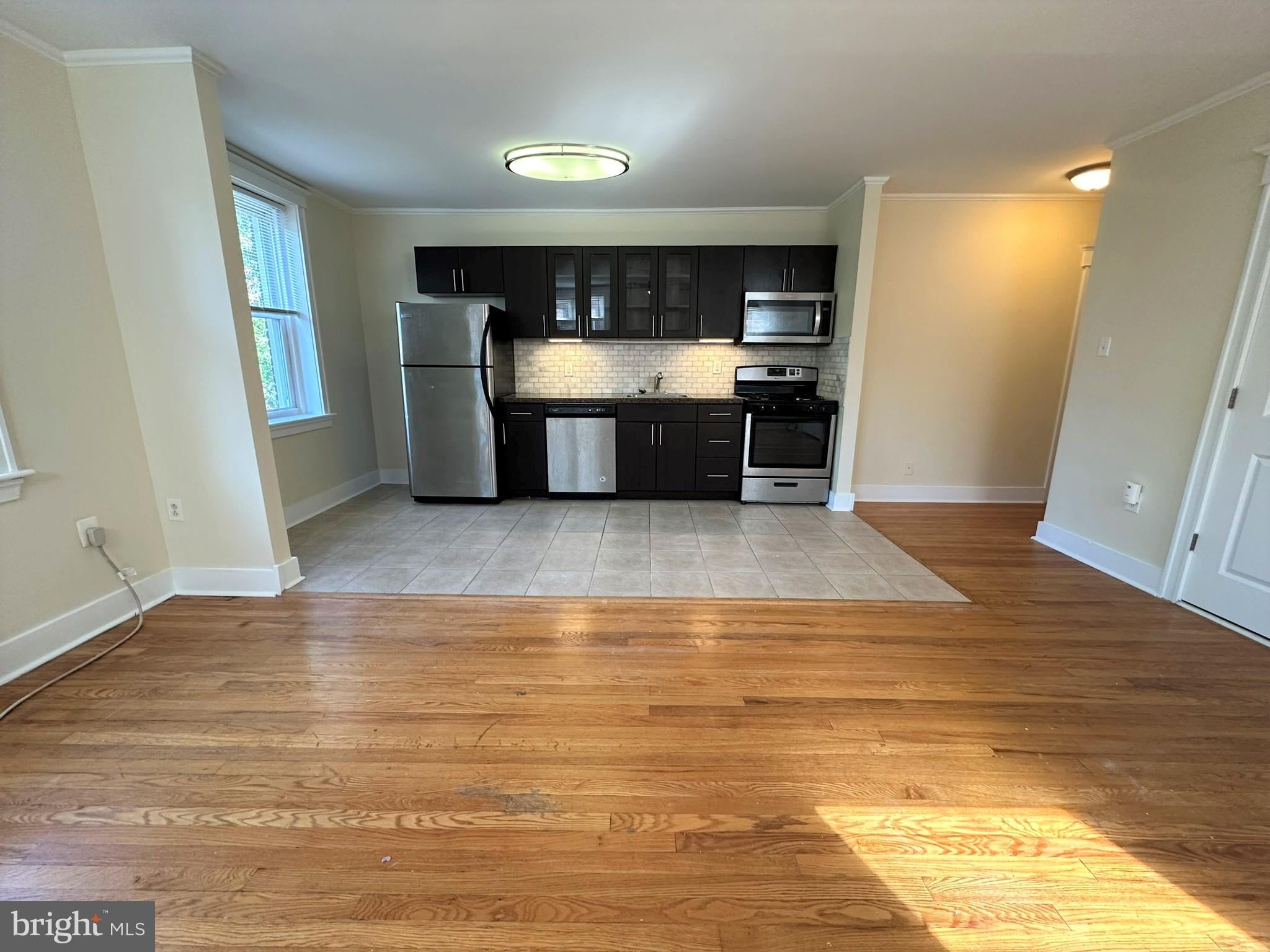 437 W SCHOOL HOUSE LANE B-05