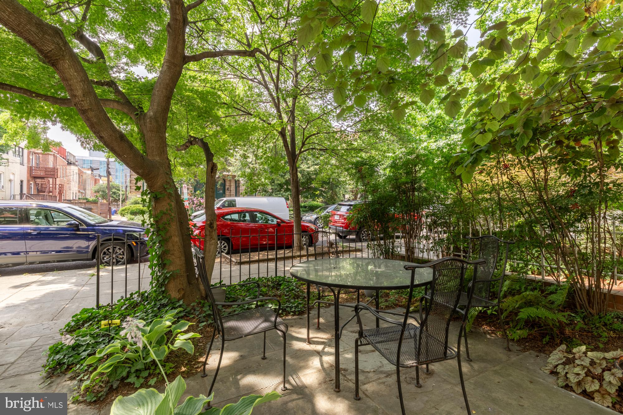 1811 19TH STREET NW 2
