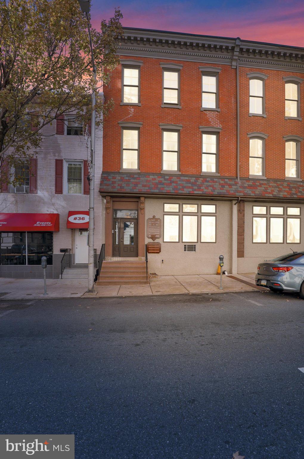 38 N 6TH STREET