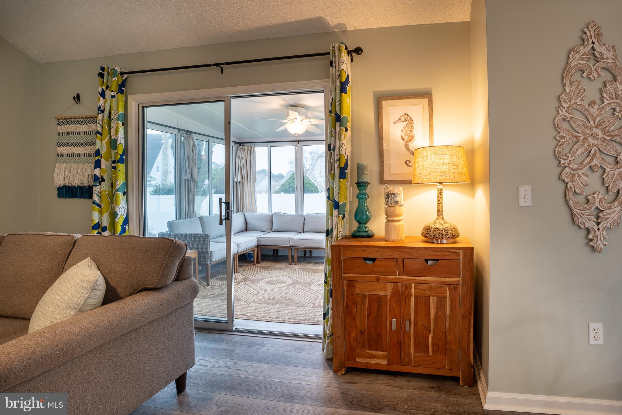 OYSTER HARBOR - Residential