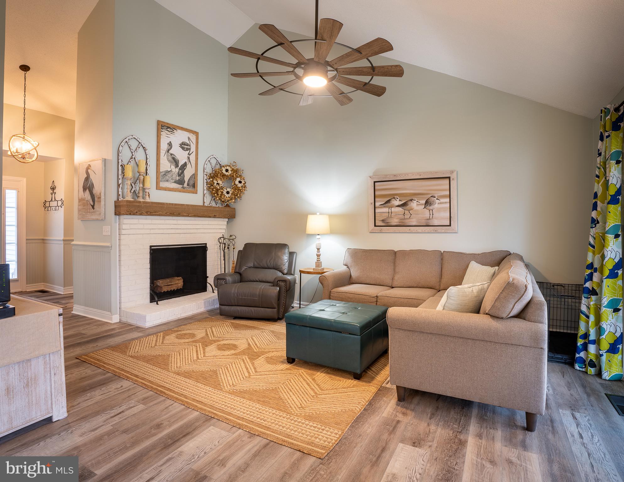 OYSTER HARBOR - Residential