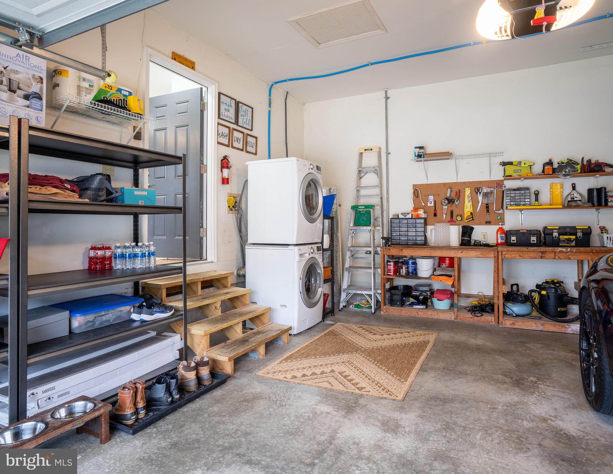 OYSTER HARBOR - Residential