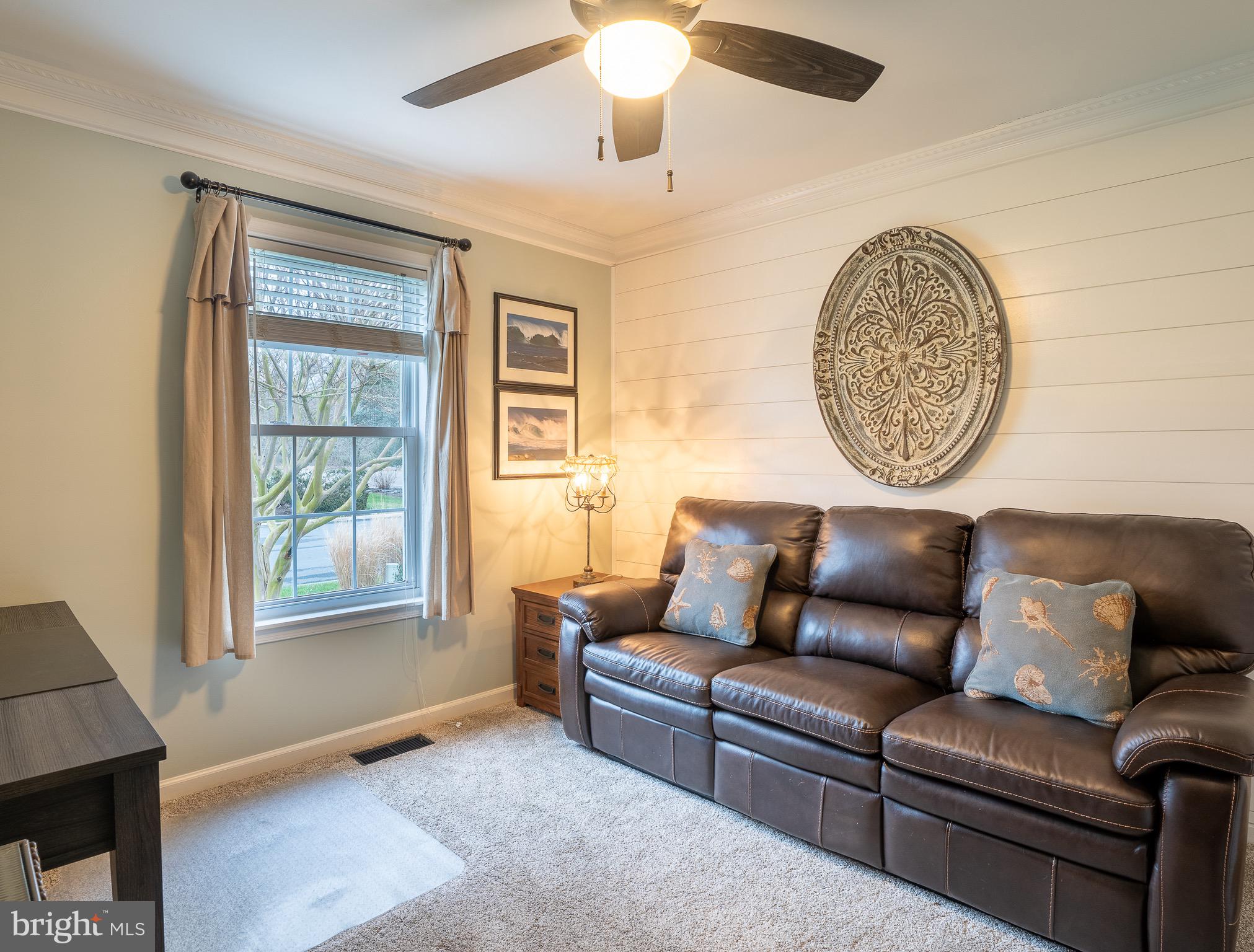 OYSTER HARBOR - Residential