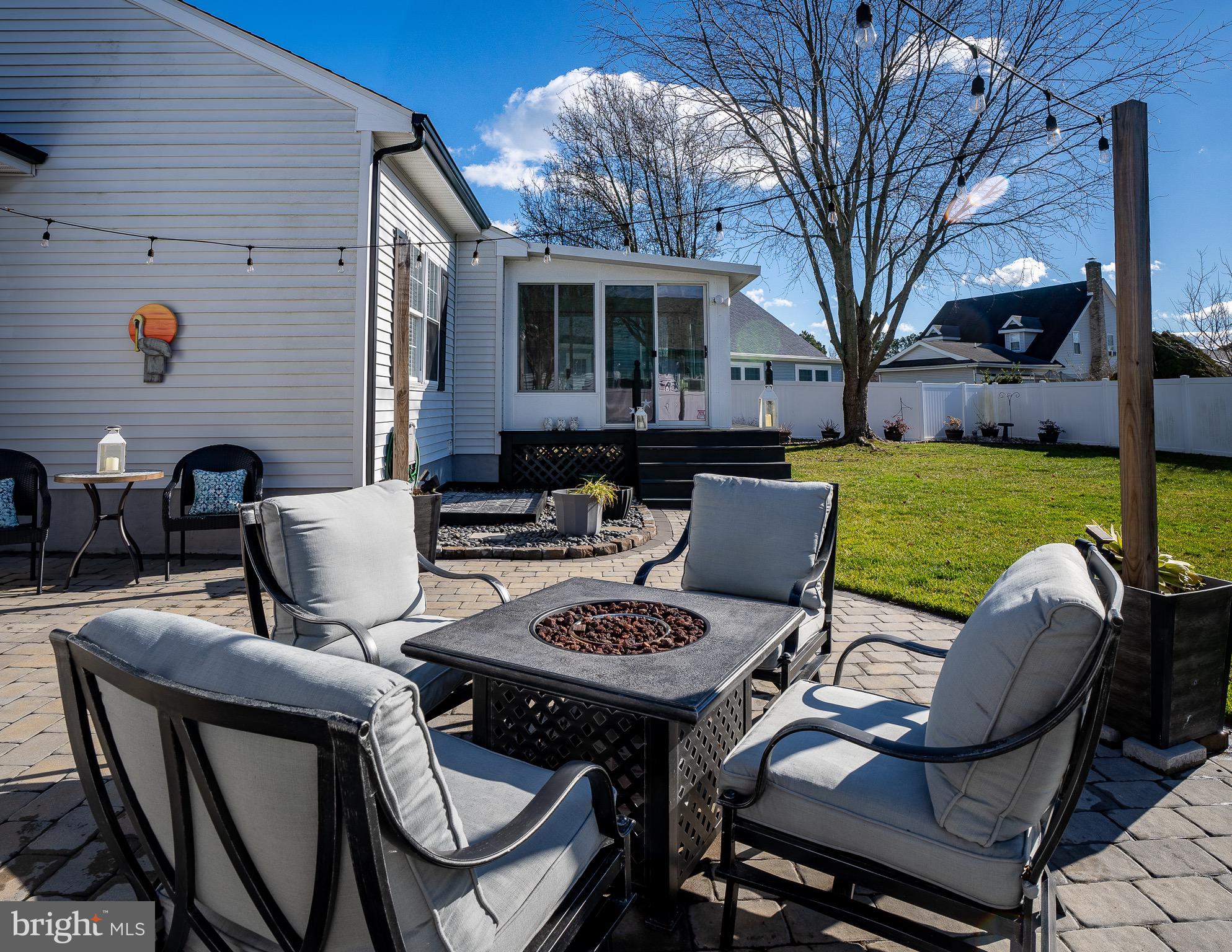 OYSTER HARBOR - Residential