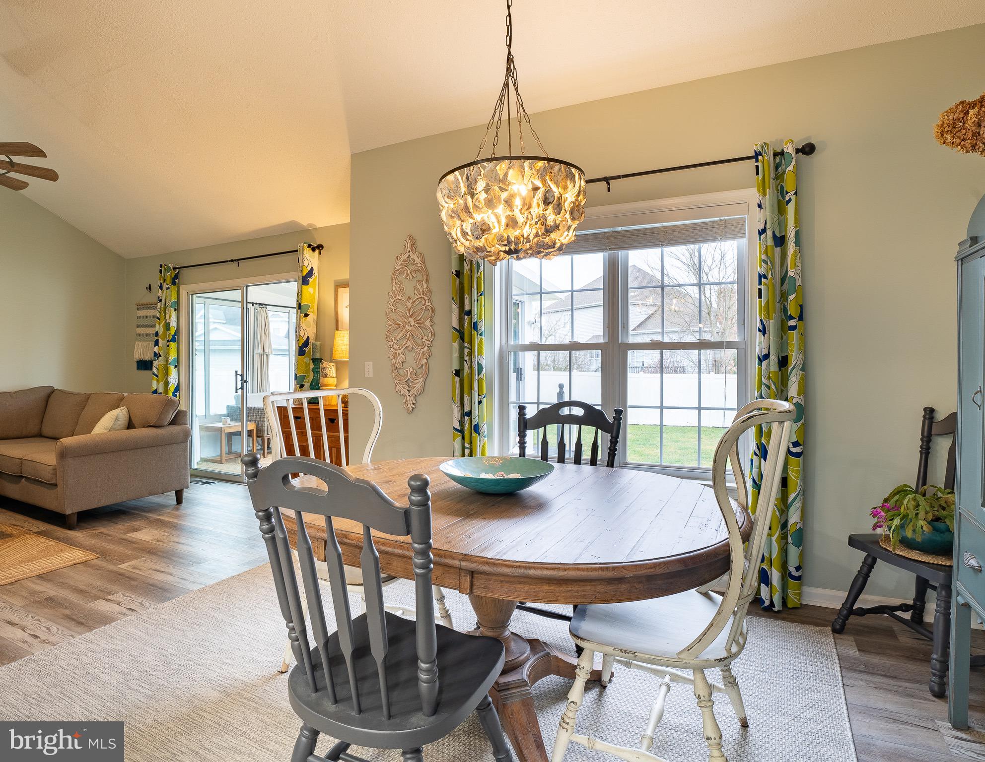 OYSTER HARBOR - Residential