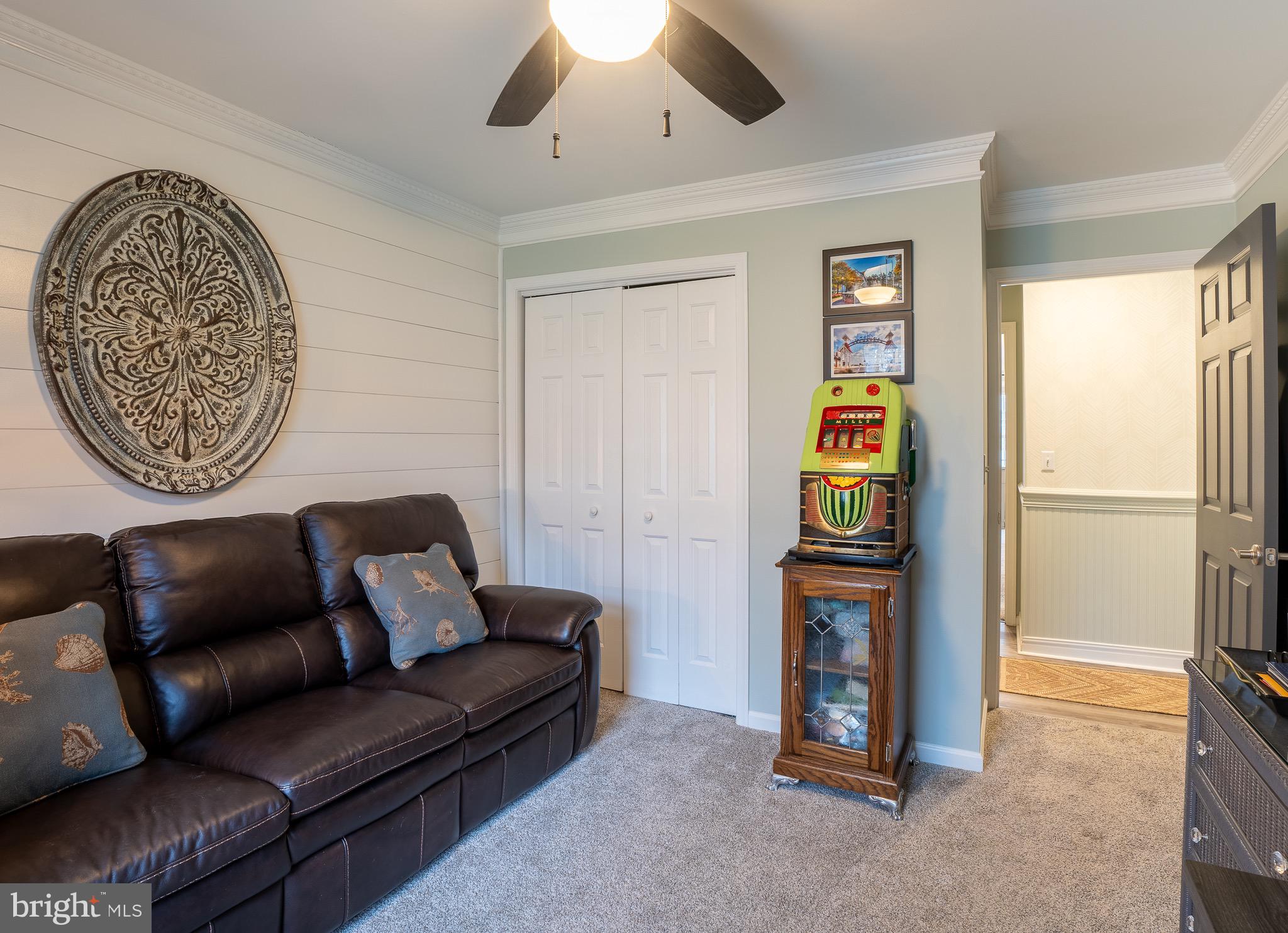 OYSTER HARBOR - Residential