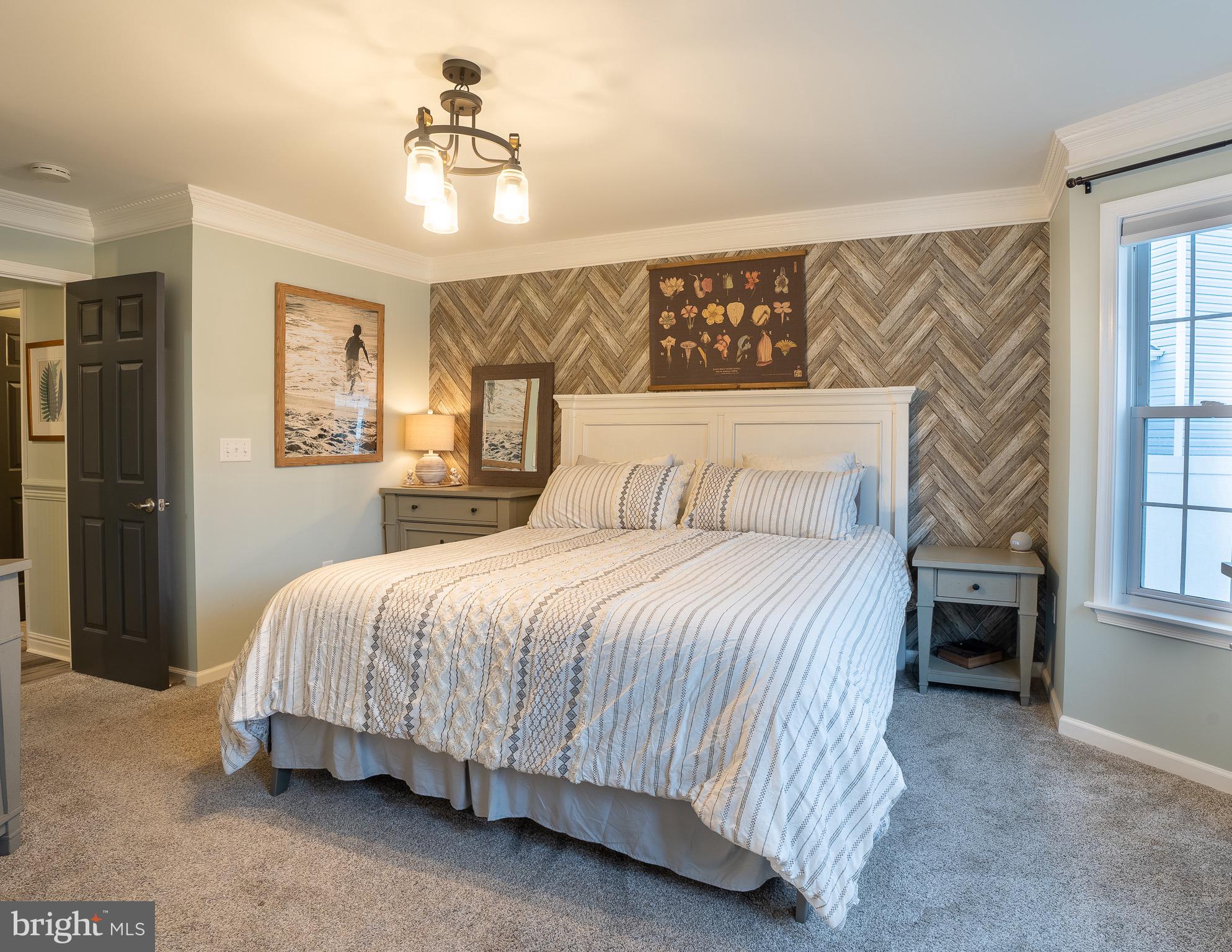 OYSTER HARBOR - Residential