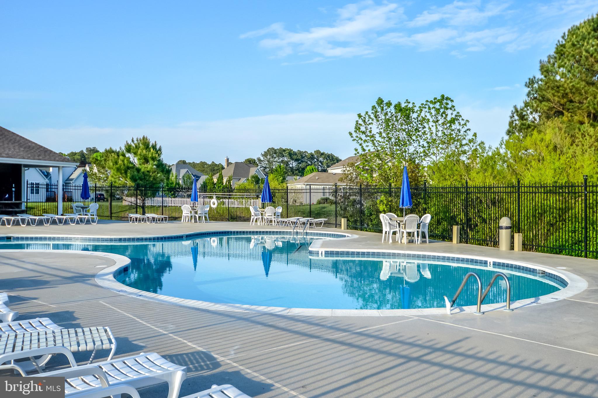 OYSTER HARBOR - Residential