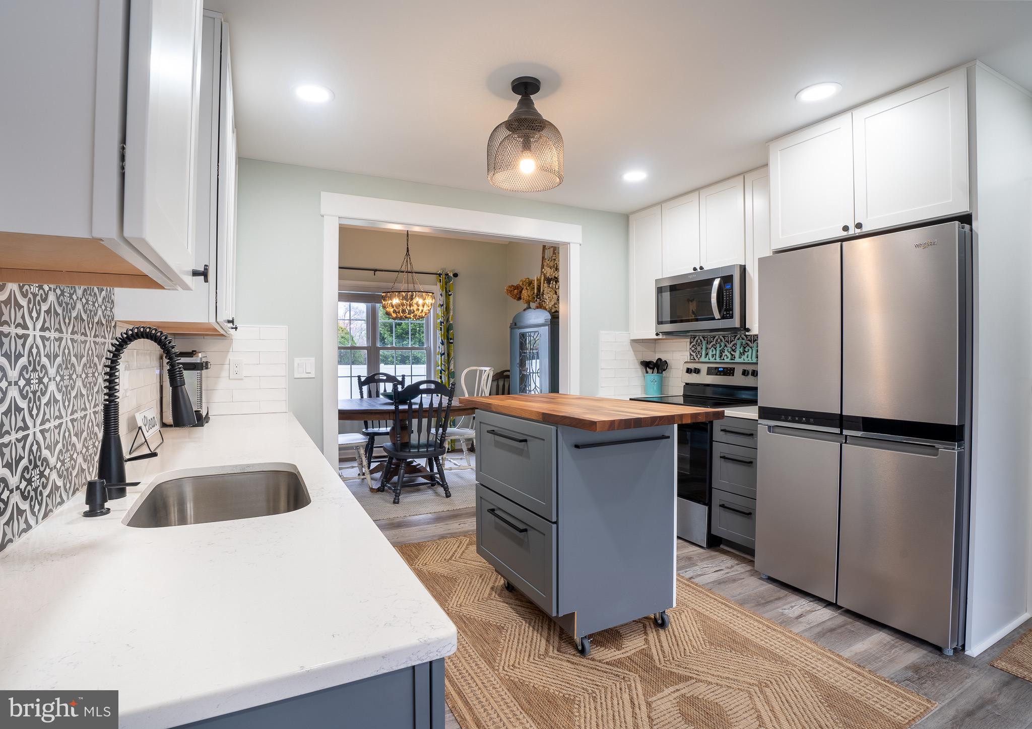 OYSTER HARBOR - Residential