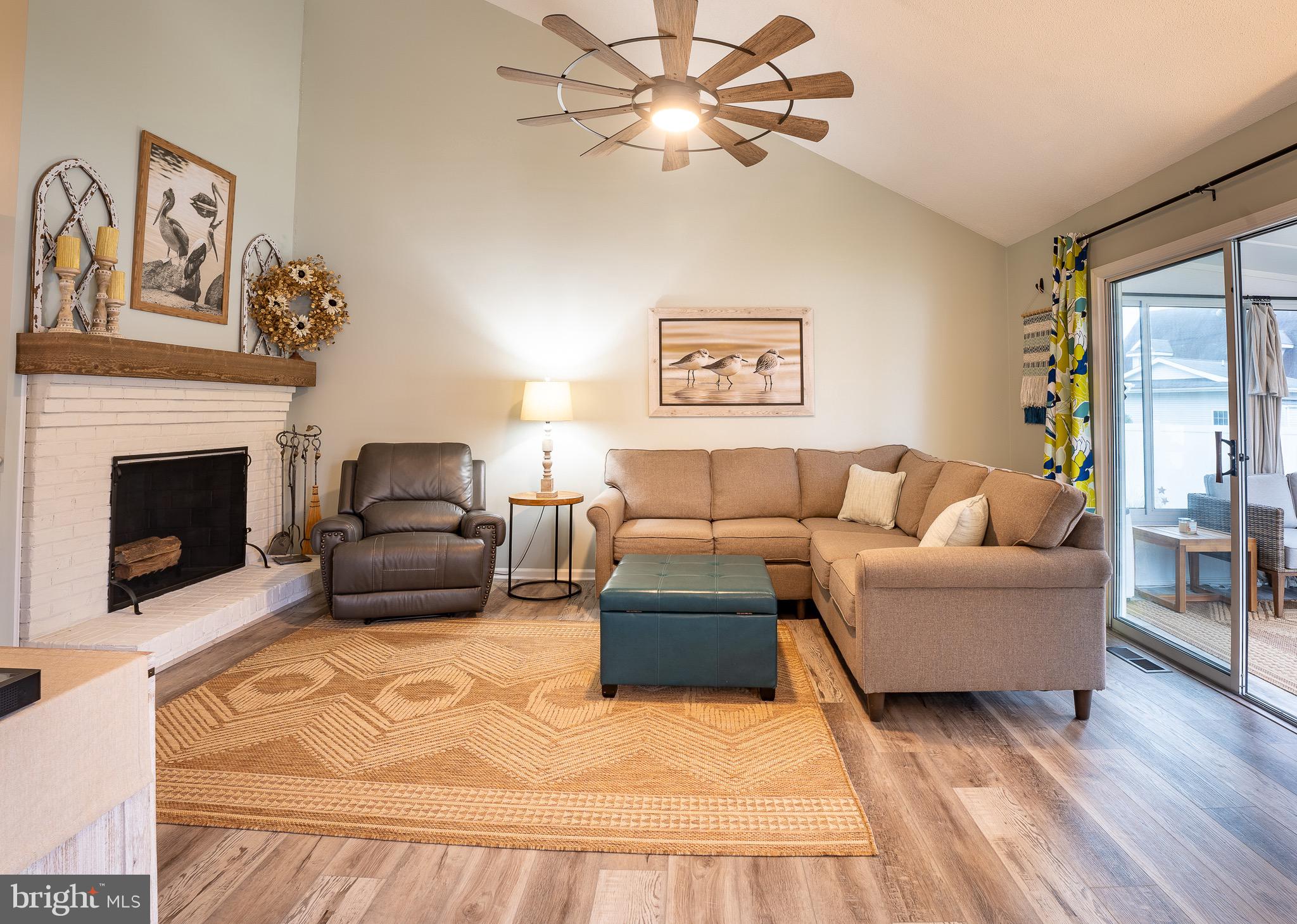 OYSTER HARBOR - Residential