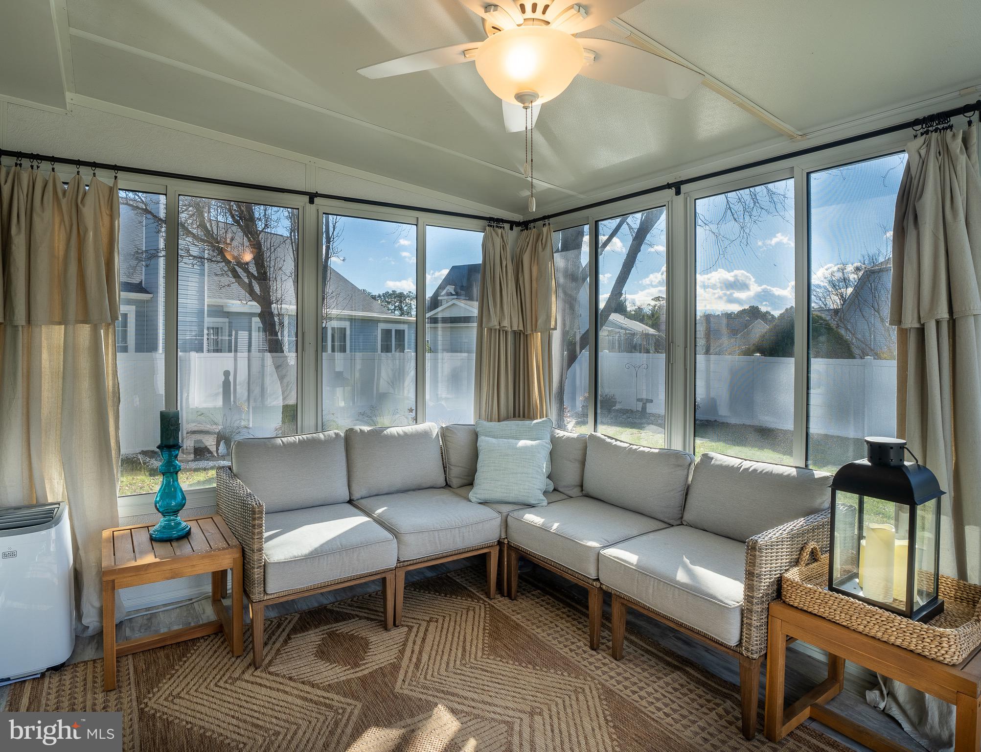 OYSTER HARBOR - Residential