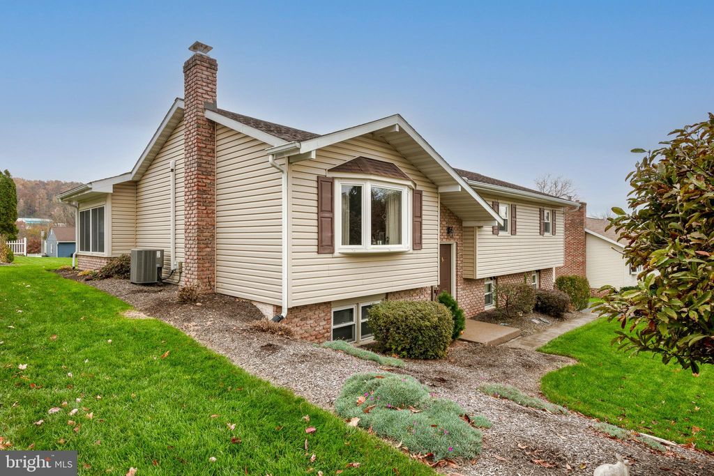 Photo of 827 N 4th Street, Denver, PA 17517 (MLS # PALA2043288)